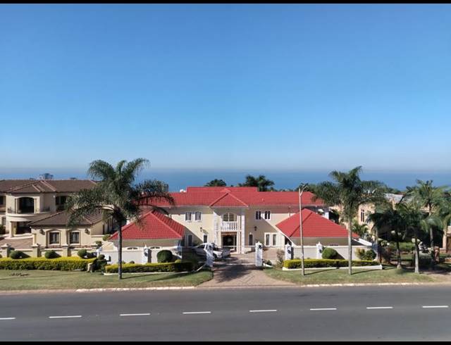 2 BEDROOM APARTMENT FOR SALE IN UMHLANGA CENTRAL